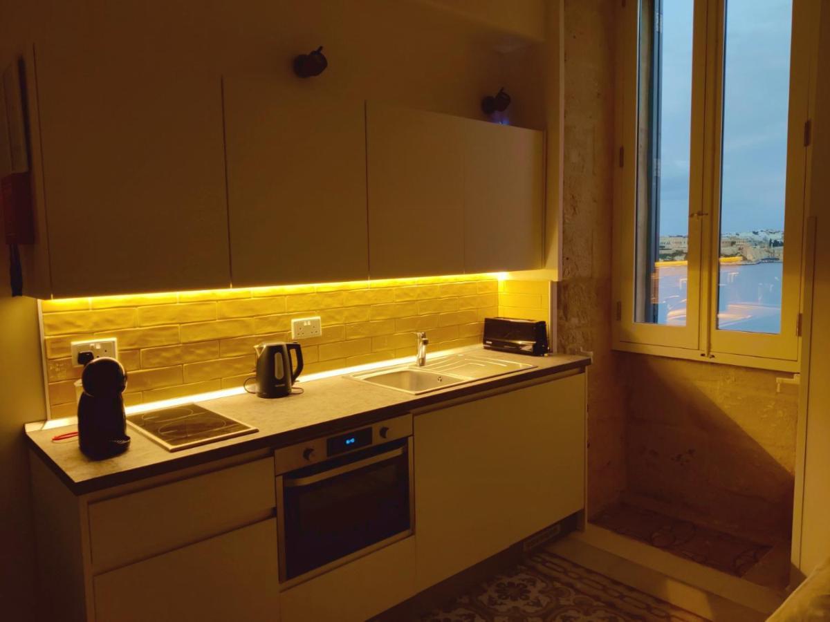 Oasis 22 Savynomad Harbour Residences Wow Views Valletta Bagian luar foto
