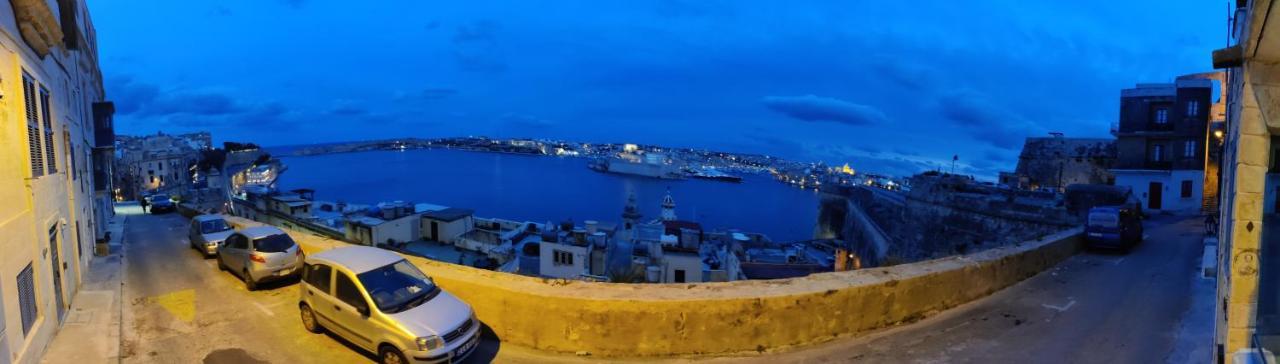 Oasis 22 Savynomad Harbour Residences Wow Views Valletta Bagian luar foto